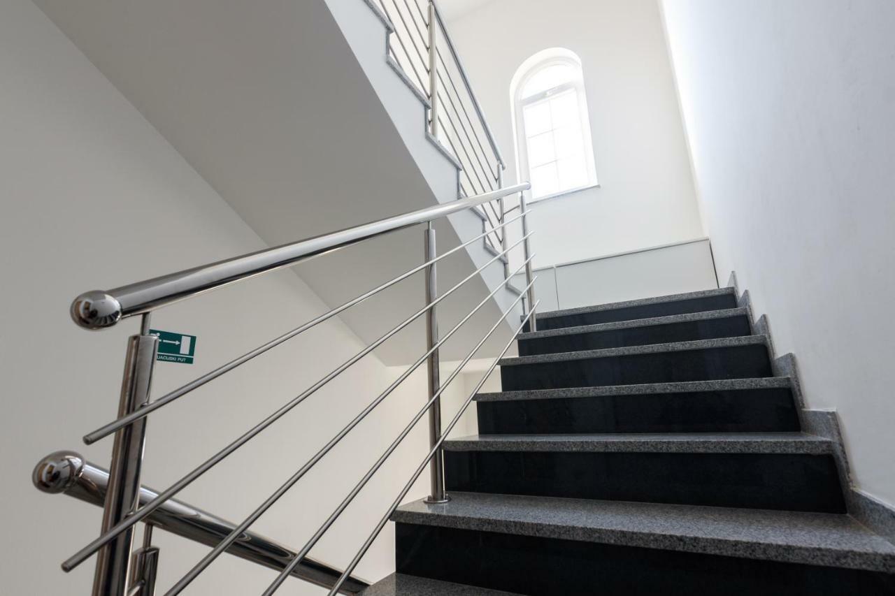 Very Special Apartments باكوشتاني المظهر الخارجي الصورة