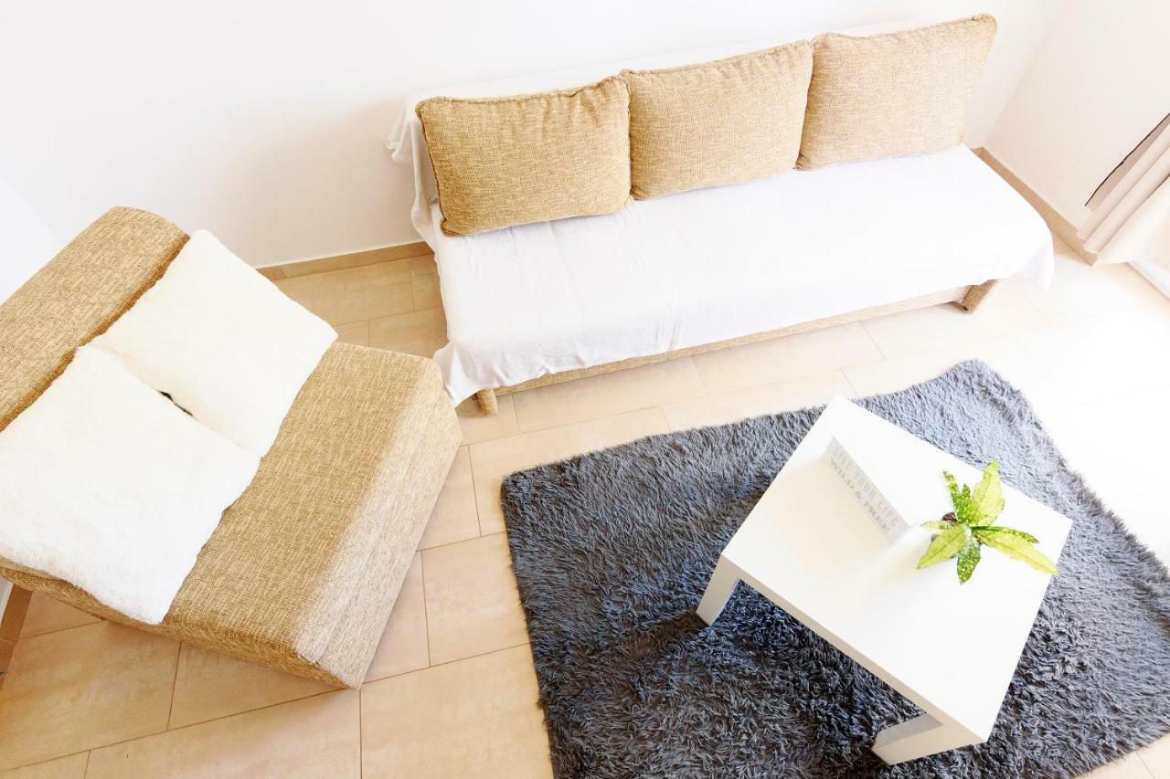 Very Special Apartments باكوشتاني الغرفة الصورة